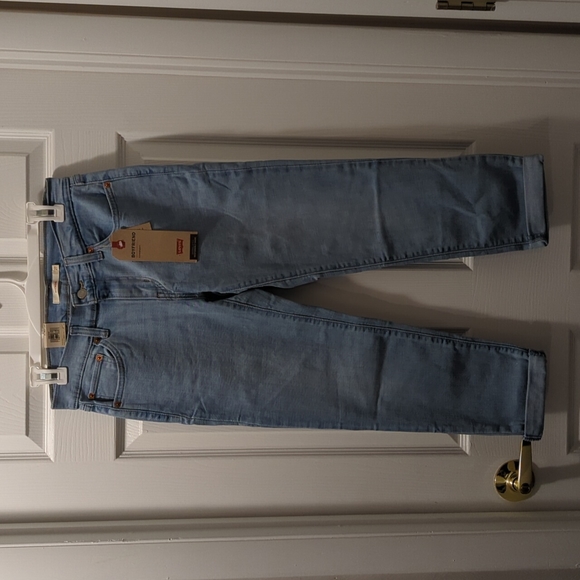 Levi's Boyfriend Jeans (27) - Picture 1 of 6